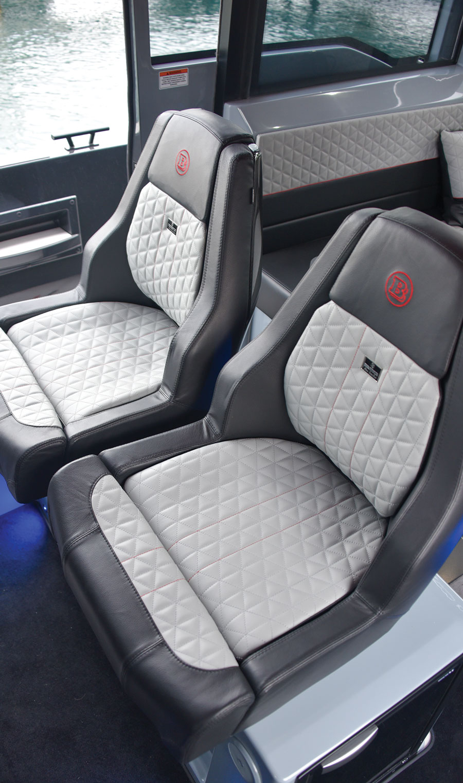 seats in a boat